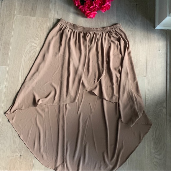 Forever 21 High Low Skirt - Picture 2 of 7